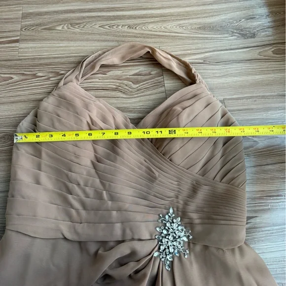 Jordan Beige A-Line Gown | Size 16 - Picture 3 of 10